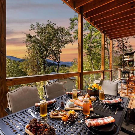 Tranquil Mountain Getaway By Ghosal Luxury Lodging Gatlinburg Kültér fotó