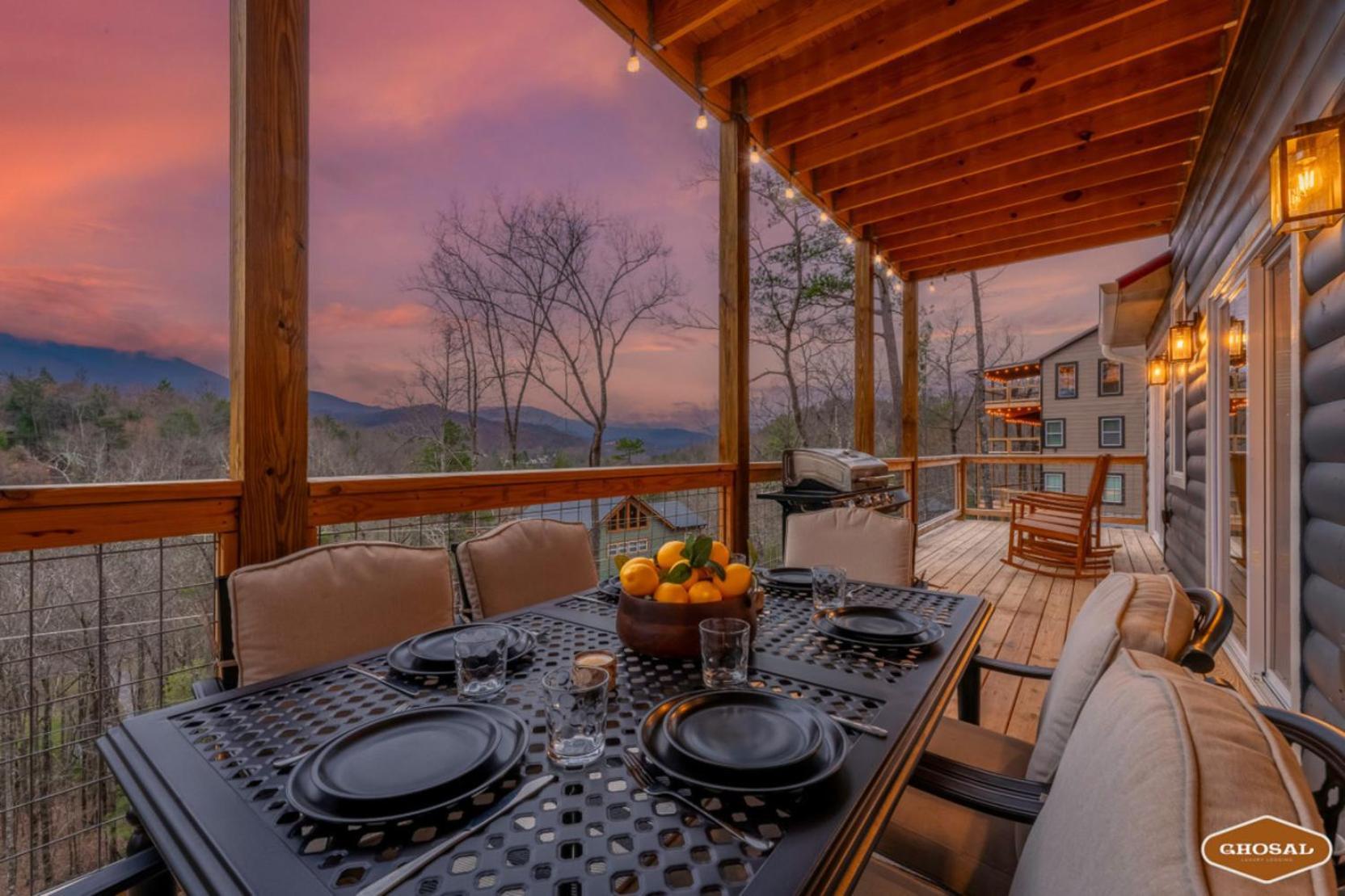 Tranquil Mountain Getaway By Ghosal Luxury Lodging Gatlinburg Kültér fotó
