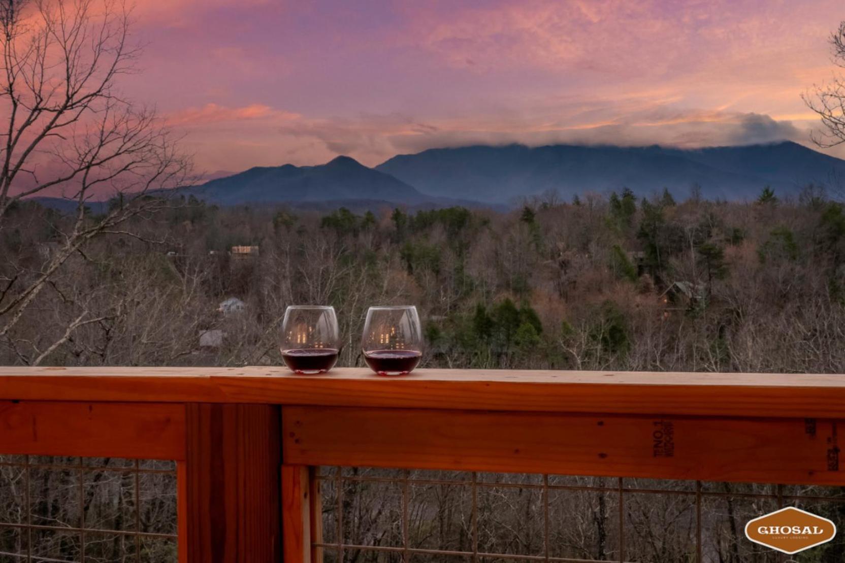 Tranquil Mountain Getaway By Ghosal Luxury Lodging Gatlinburg Kültér fotó