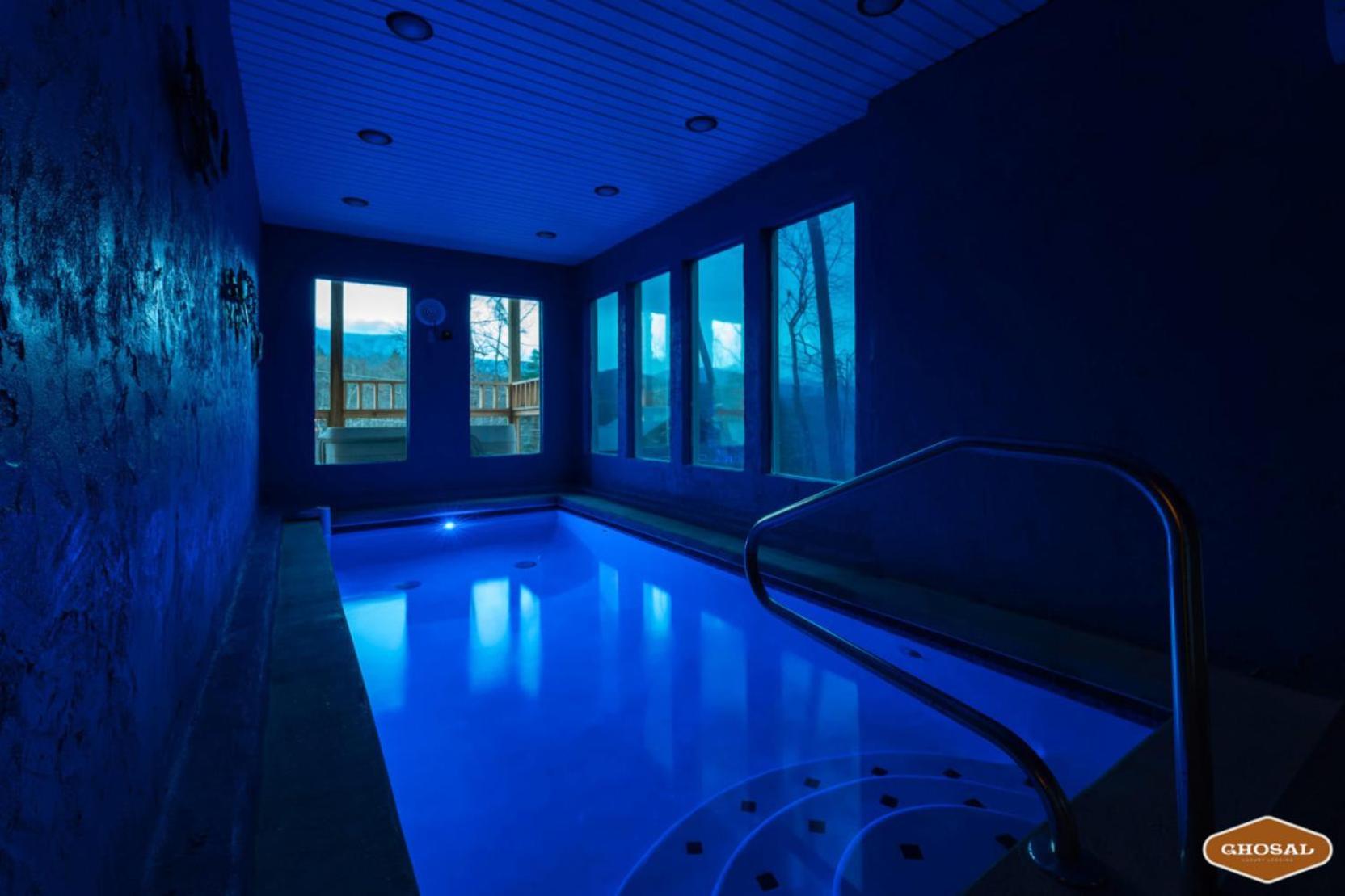 Tranquil Mountain Getaway By Ghosal Luxury Lodging Gatlinburg Kültér fotó