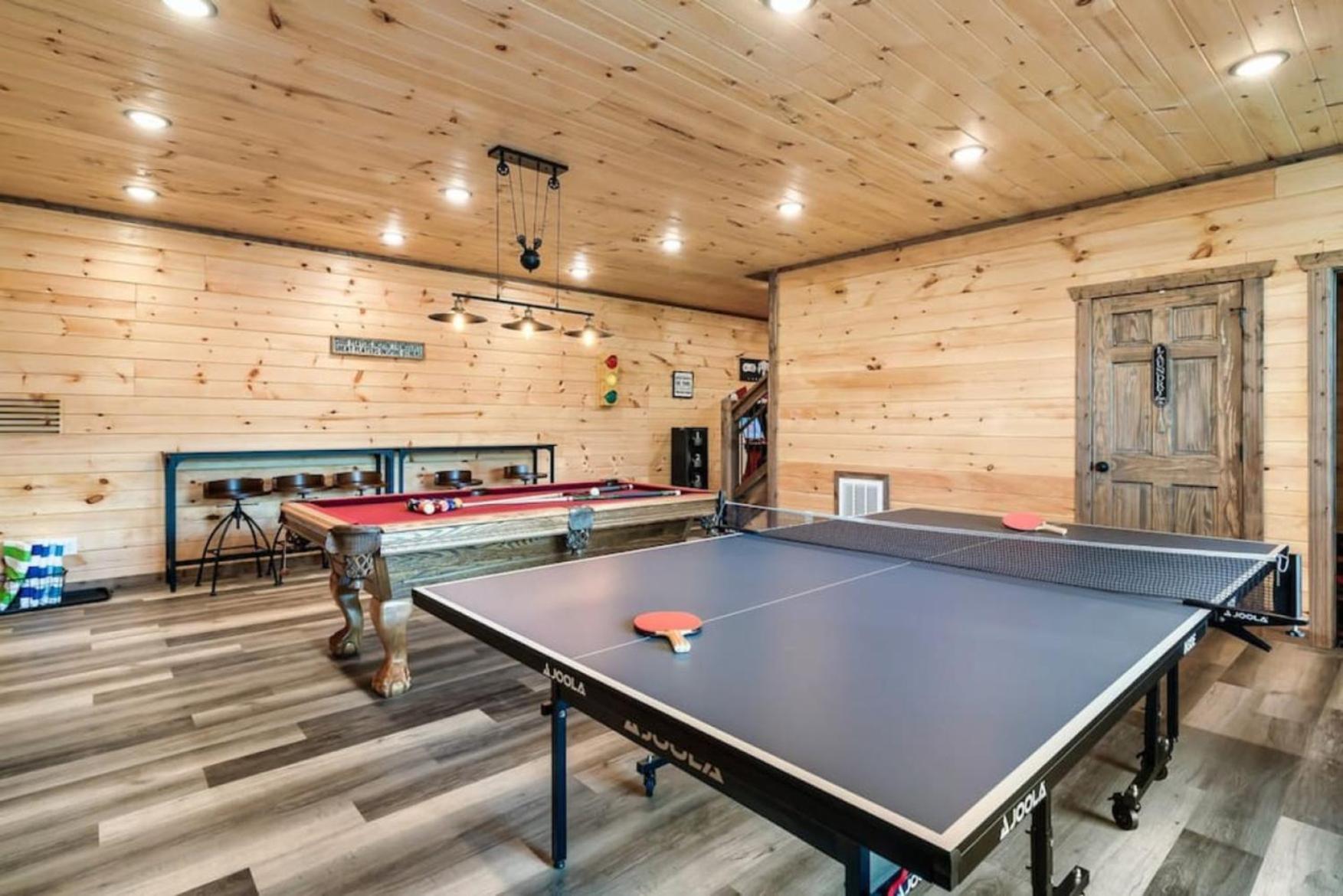 Tranquil Mountain Getaway By Ghosal Luxury Lodging Gatlinburg Kültér fotó